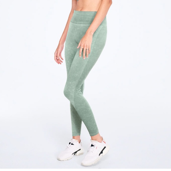 Victoria Secret Pink Seamless Workout 